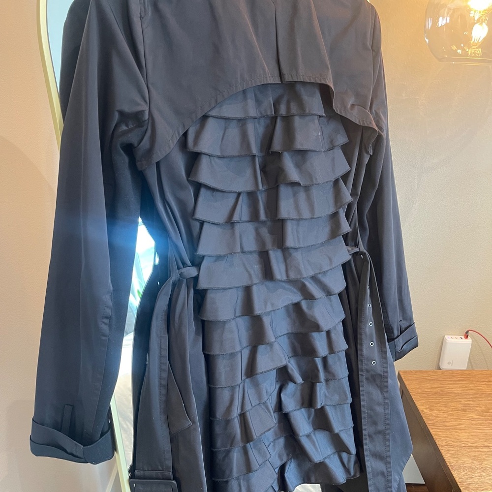 BCBGMaxAzria Ruffle Trench - Picture 2 of 3